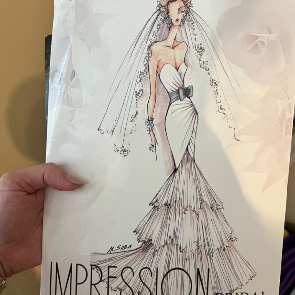 Wedding Dress - Picture 3 of 4